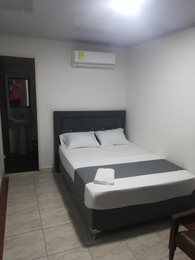 Hotel Neiva Urdaneta Ngoại thất bức ảnh